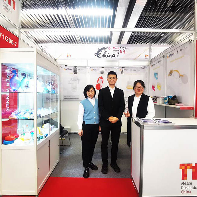 Fabricante de bolsas Ambu Xiamen Winner Medical Elevating Connections em 2023 MEDICA
    